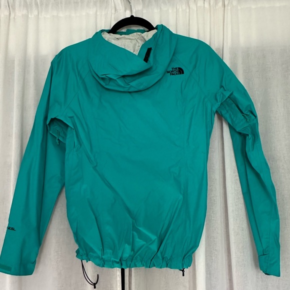 New. The North Face. Jacket. Never worn. - Picture 5 of 7